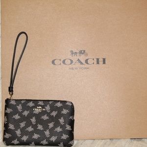 NWT Coach Wristlet